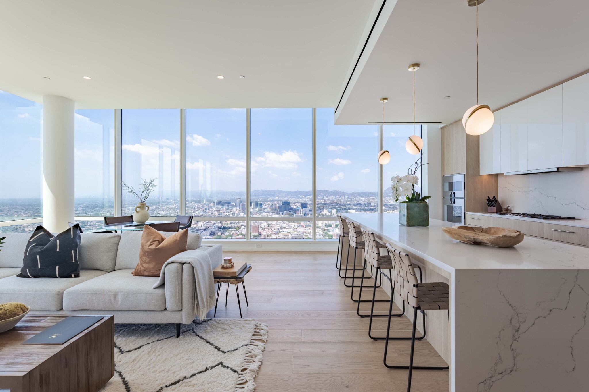 Curated visual reference: Thea At Metropolis Penthouses Photo Inspiration